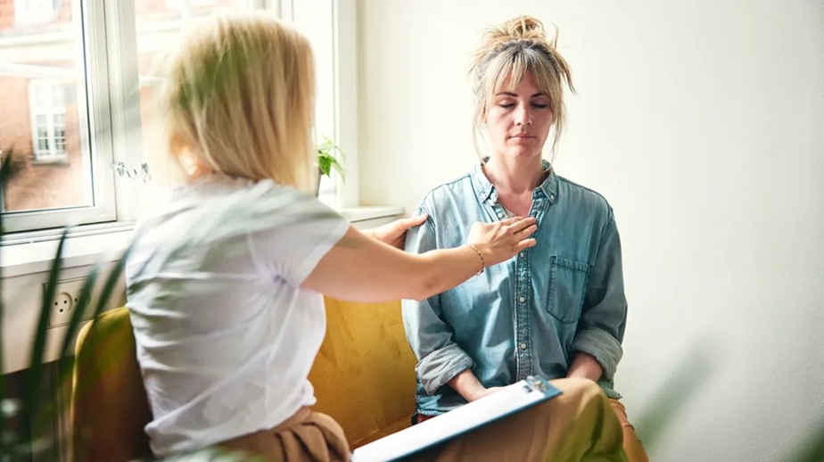 Energy Therapy: Holistic Approaches to Mind and Body